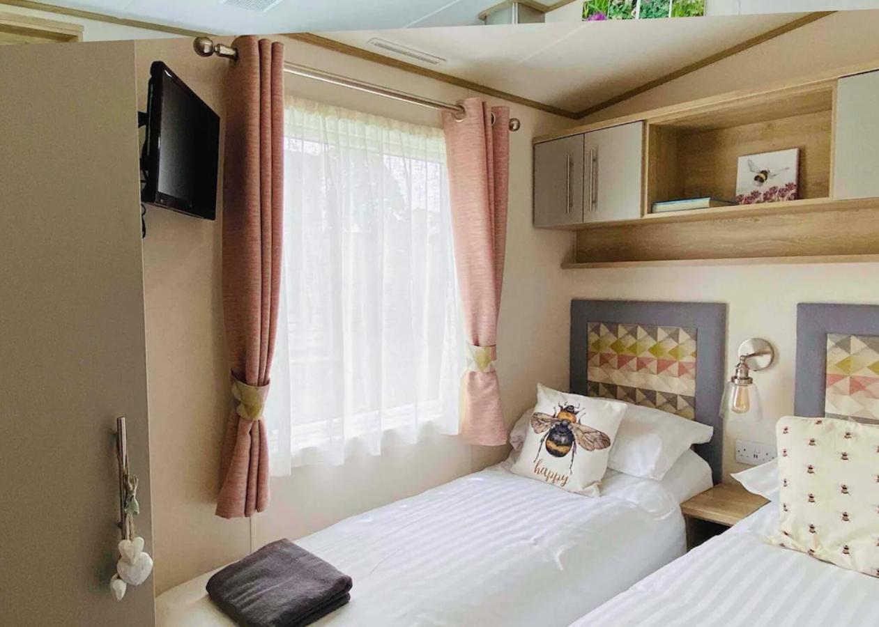 Docker Holiday Park Ξενοδοχείο Carnforth Εξωτερικό φωτογραφία